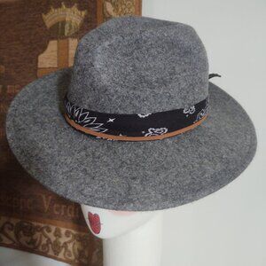 altar'd state 100% wool Bandana Hat New!